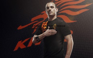 金年会-场上场下都精彩！曼联前锋齐尔克泽赛前玩部落冲突放松，助球队大胜埃弗顿